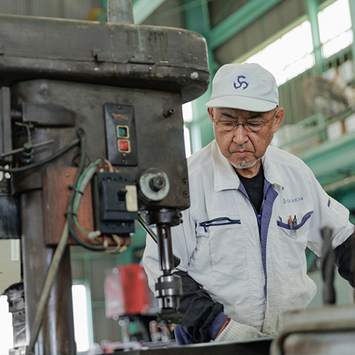 業歴50年超】金属・鋼材加工の設計製作なら瀬戸内通信鋼業